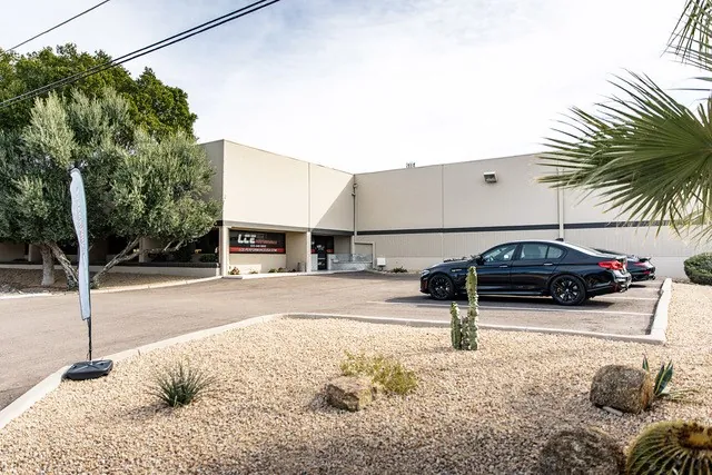 LCE Car Storage - Car storage facility in Phoenix, AZ