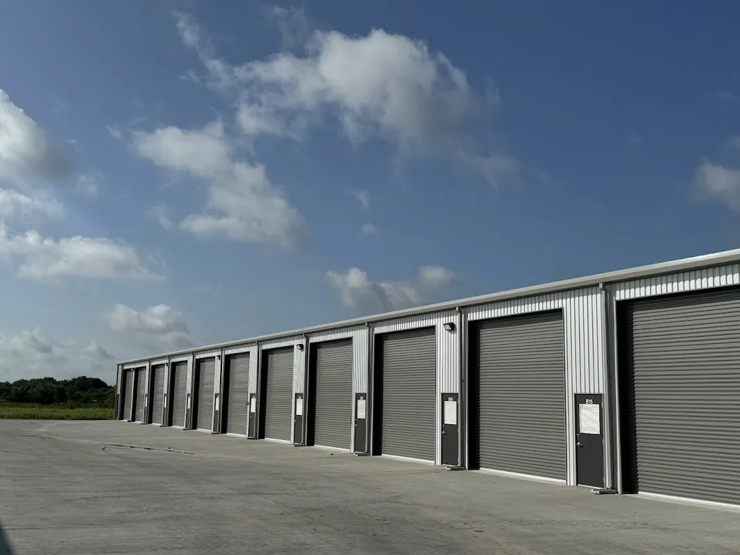 LUXE 20x50 Storage - Car storage facility in College Station, TX